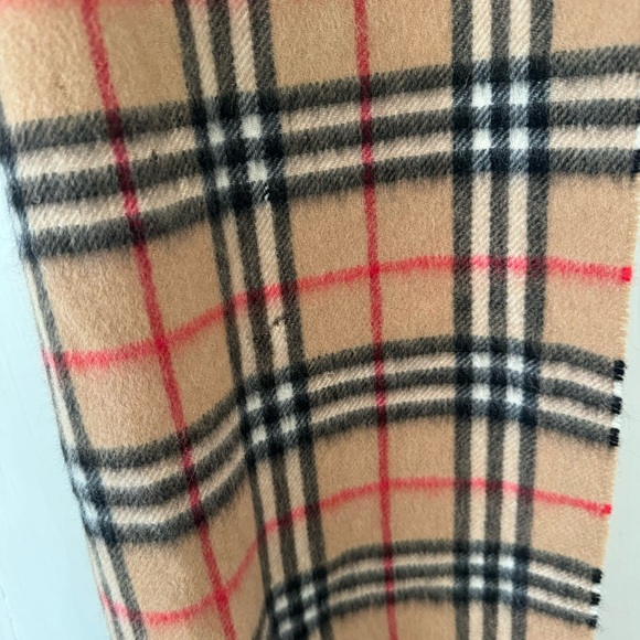 Vintage Burberrys Nova Check Wool Cashmere Scarf - Picture 5 of 8